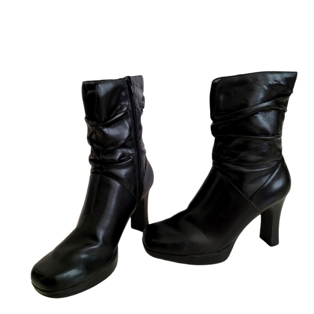 ๐ฅSEE NEW LISTING๐ฅ Diba Boots - Picture 1 of 16